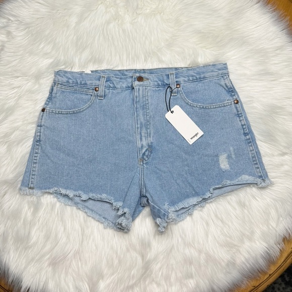 Wrangler Reworked Denim Shorts - Picture 7 of 9